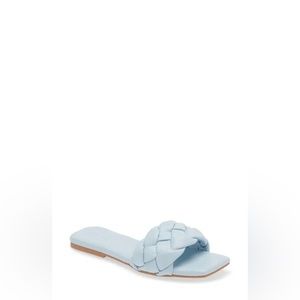 NWOT Open Edit Lucca Slide Sandal